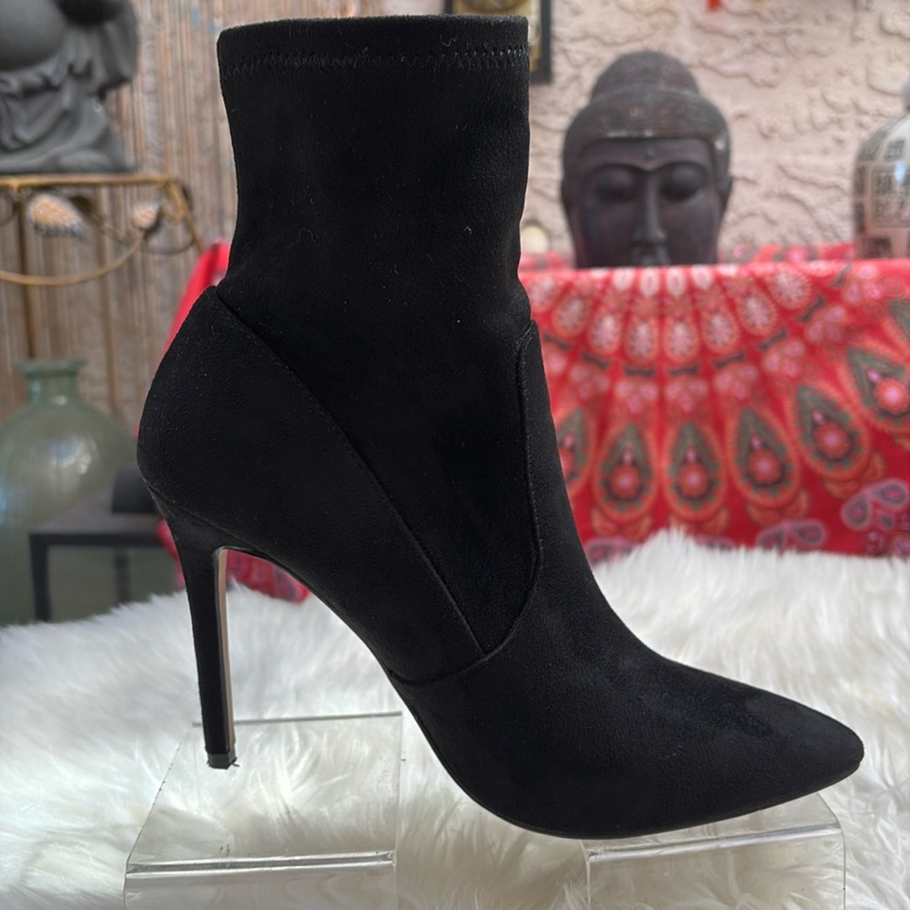 ▪️▪️BLACK SOCK STYLE FAUX SUEDE ANKLE BOOTS▪️▪️